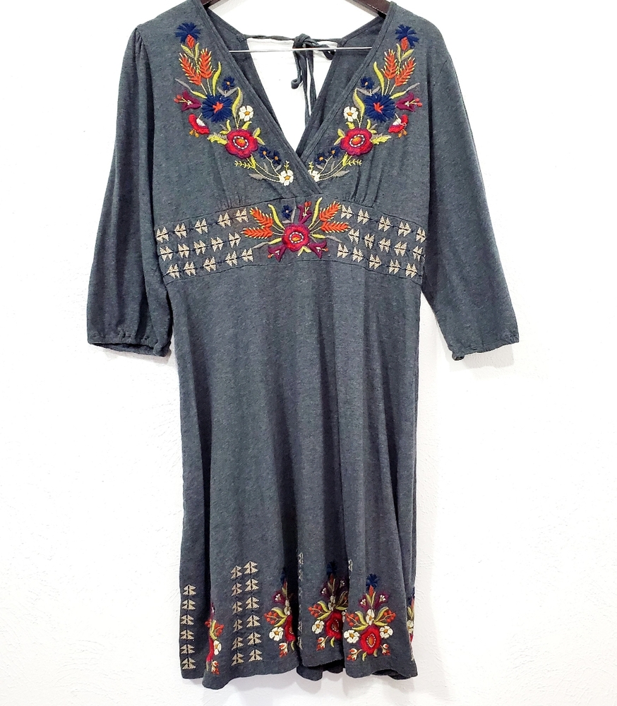 Johnny Was Gray Floral Embroidered Dress Size L